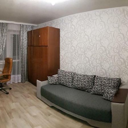 Сozy Appartment Near Metro Station "23 Avgusta" Charkiw Exterior foto