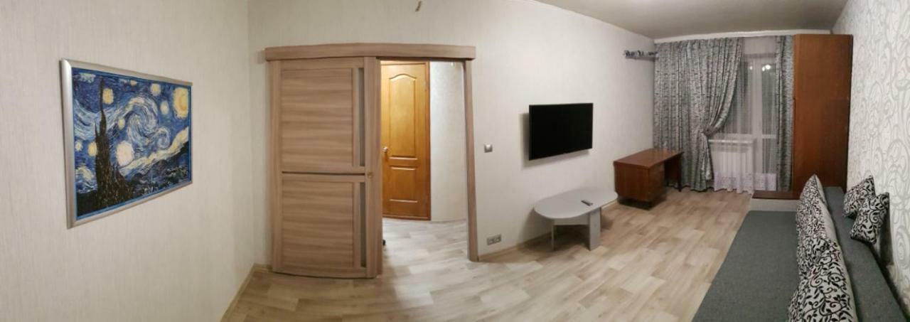 Сozy Appartment Near Metro Station "23 Avgusta" Charkiw Exterior foto